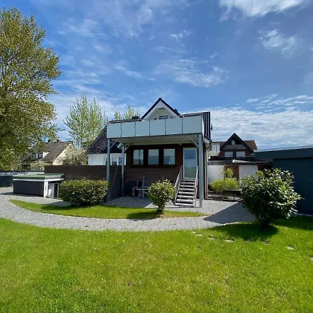 Haus-holiday-wohnung-3 *